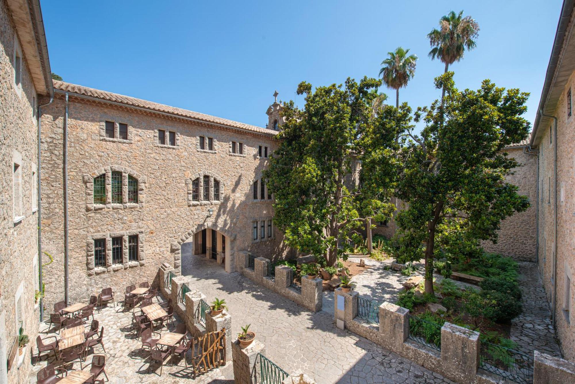 Santuari De Lluc Hotel Luaran gambar