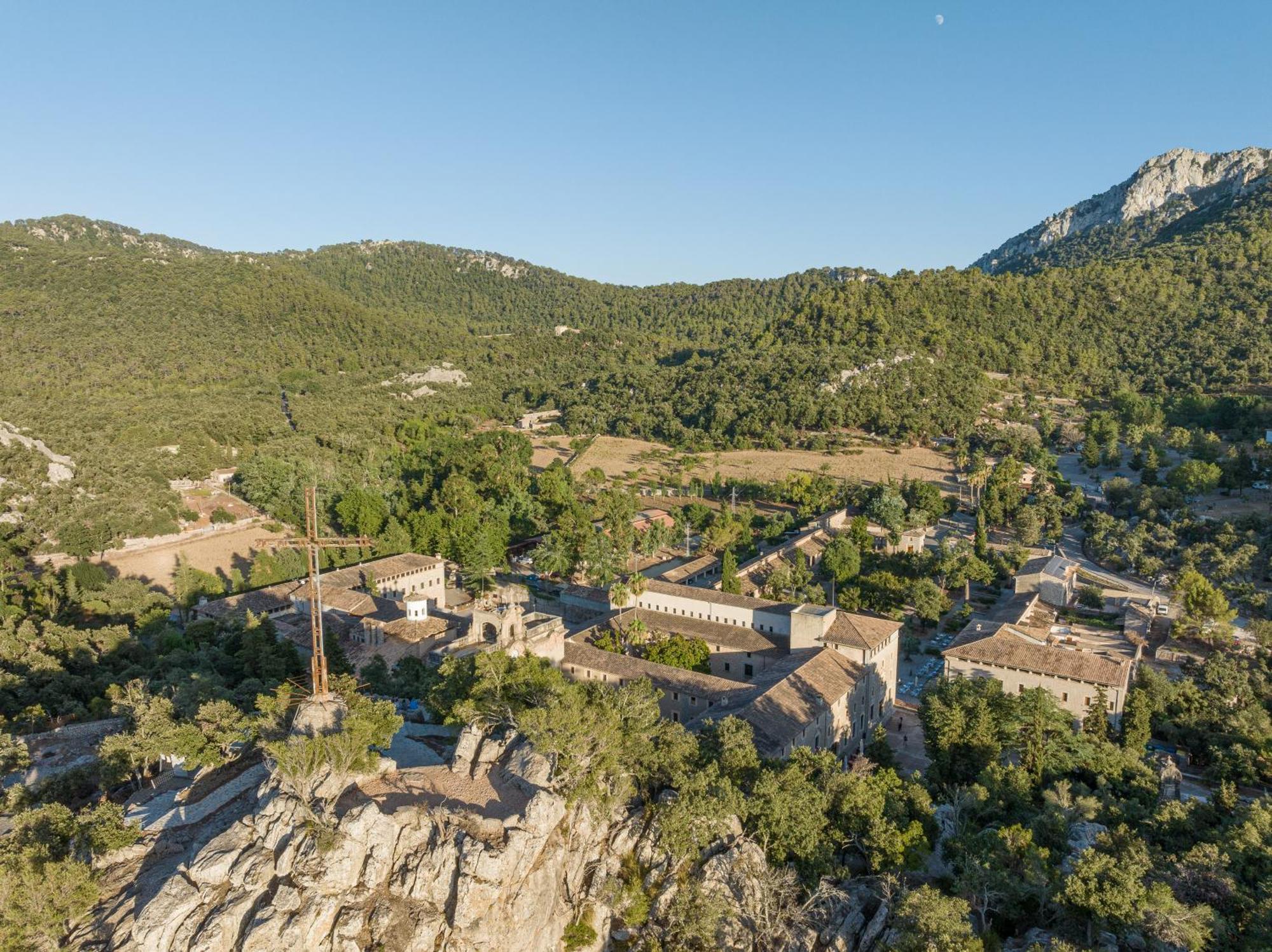 Santuari De Lluc Hotel Luaran gambar