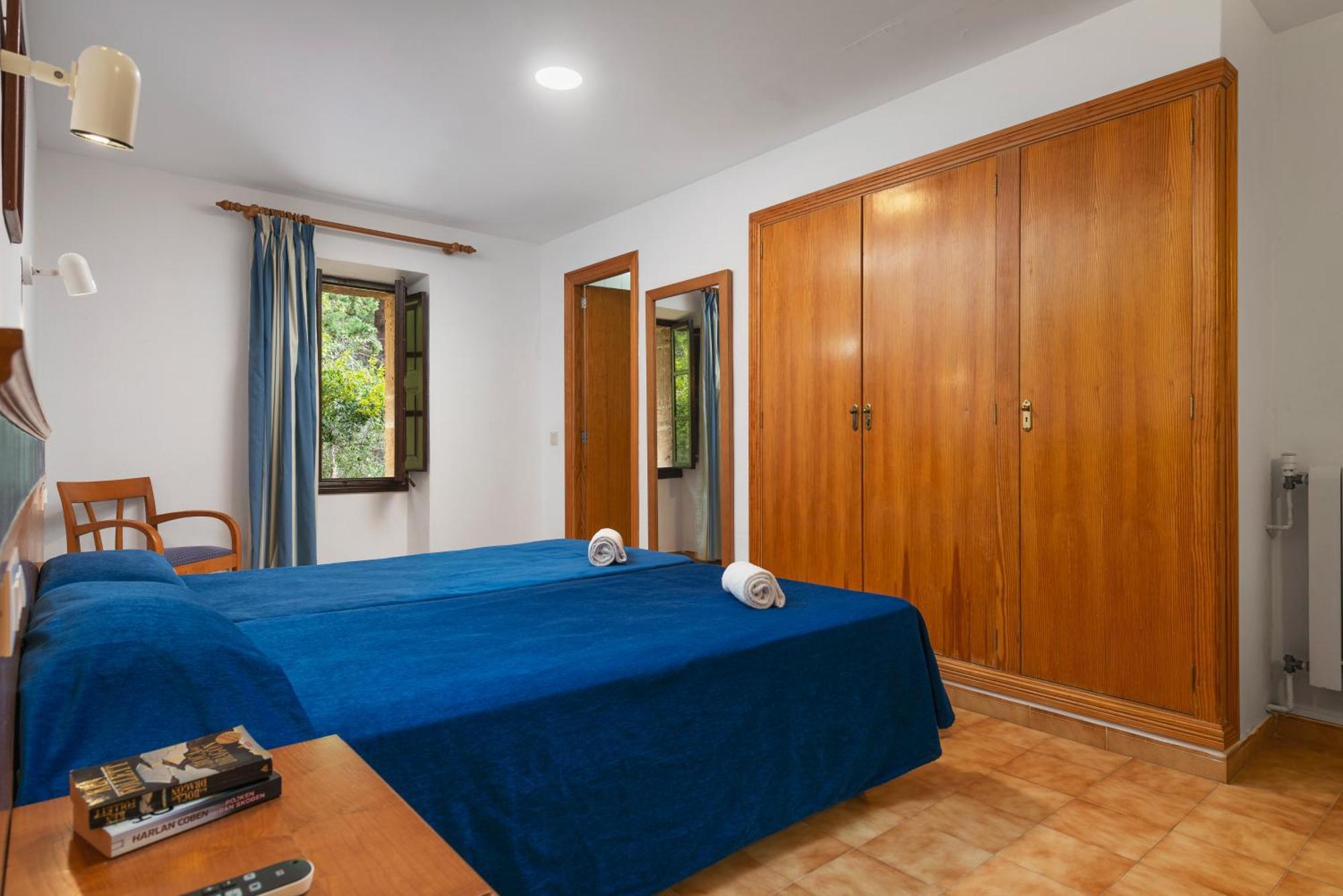 Santuari De Lluc Hotel Bilik gambar