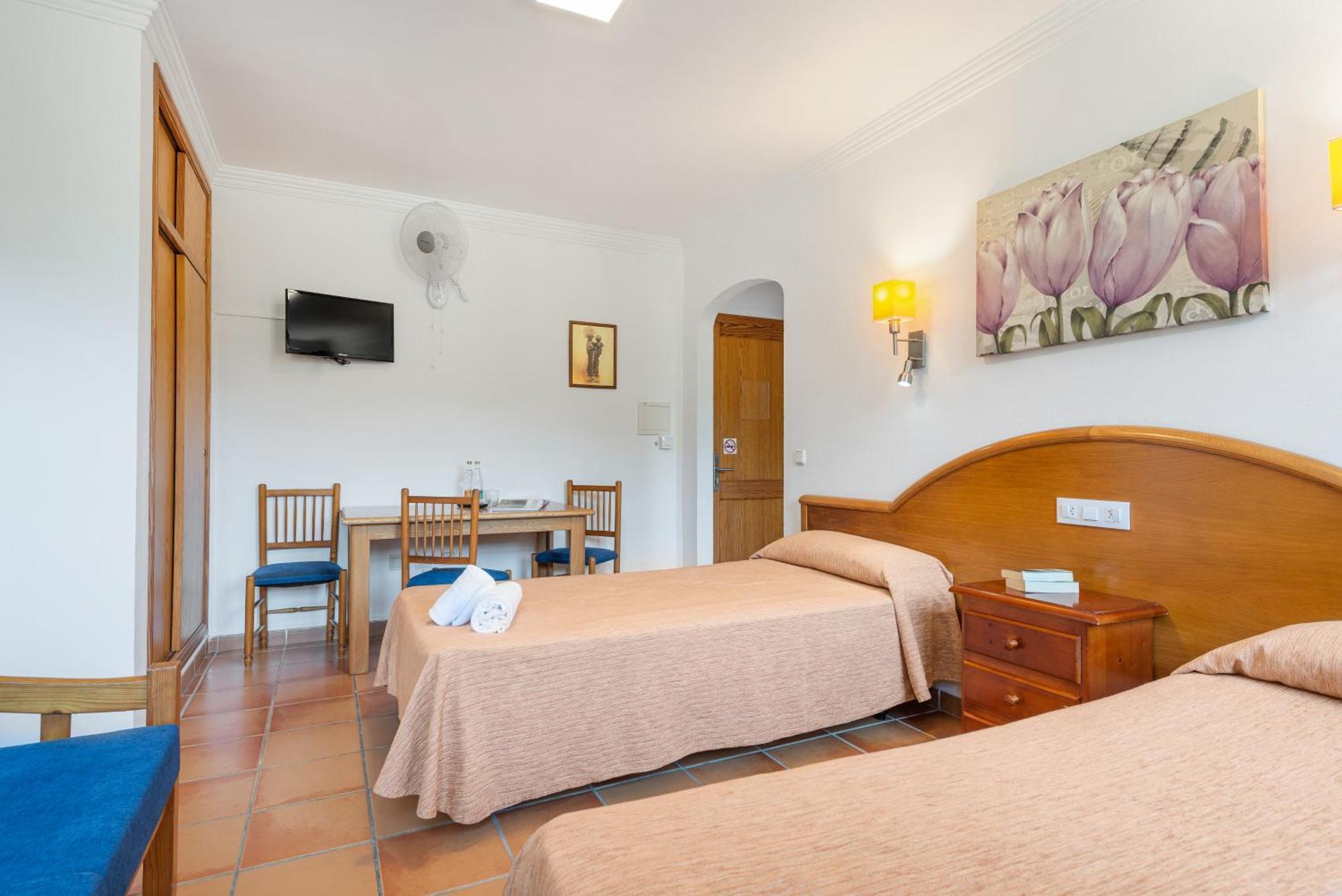 Santuari De Lluc Hotel Luaran gambar